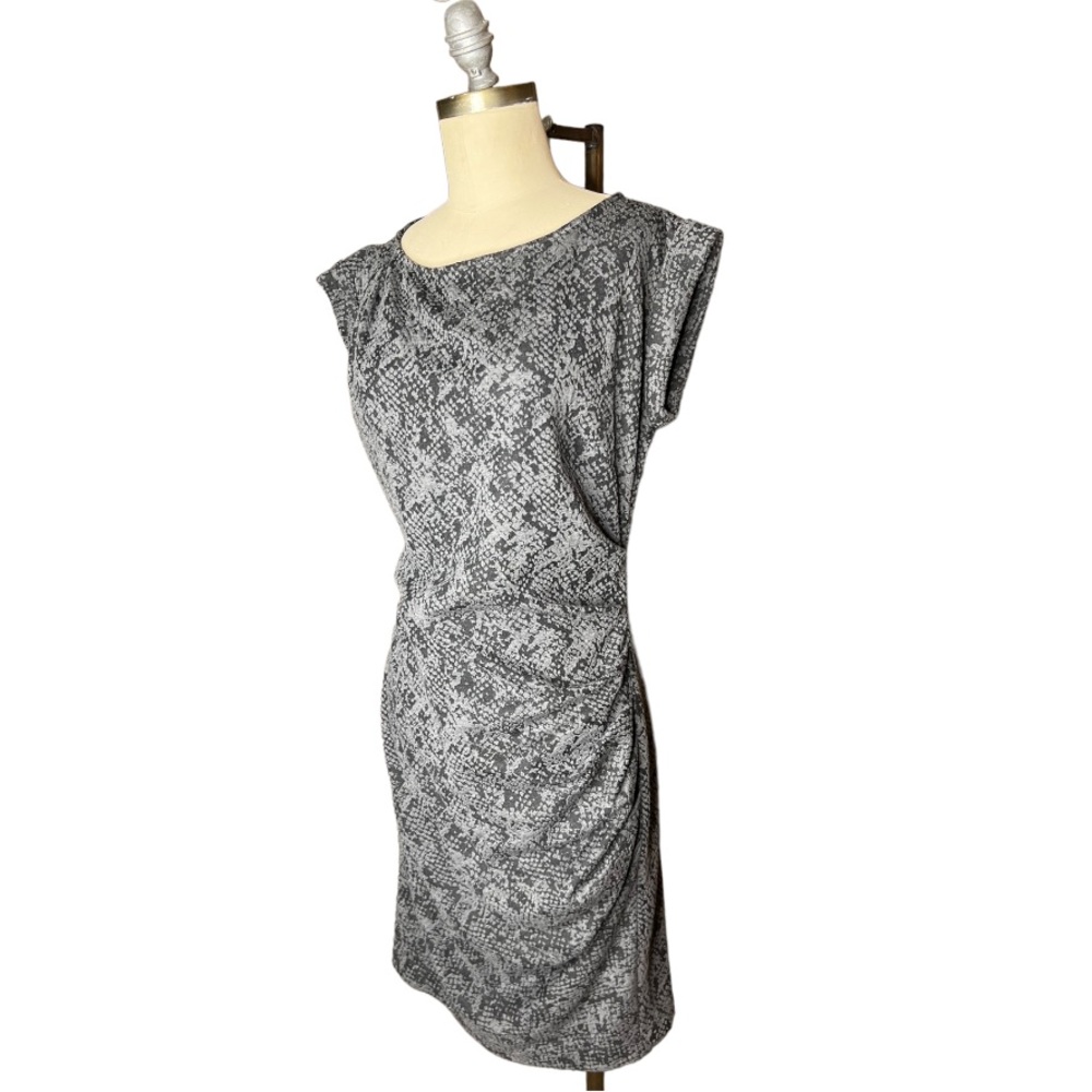 Anne Taylor Ruched Snakeskin Pattern Dress size 6